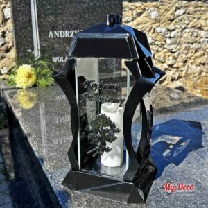 Znicz na grób duży szklany lampion czarny z bukietem srebrnym MD926