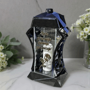 Znicz kapliczka lampion na grób czarny ażur ze złotą różą MD924